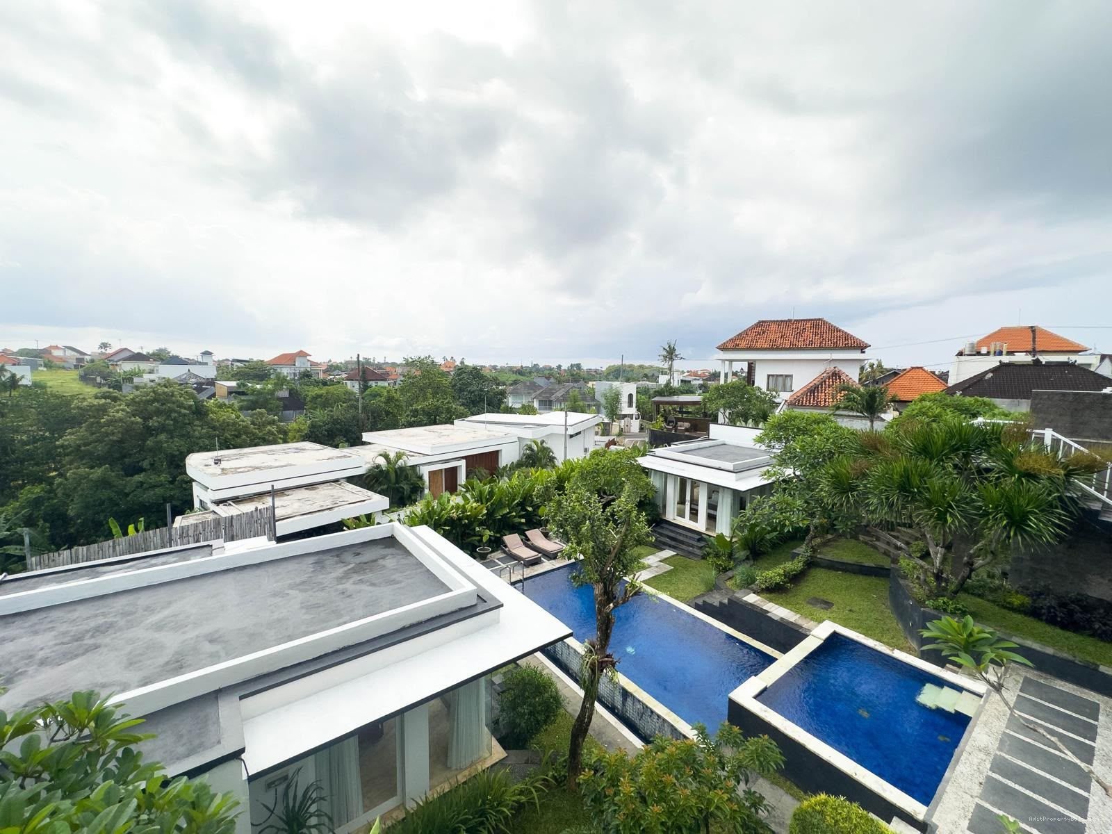 Villa murah kayu tulang canggu