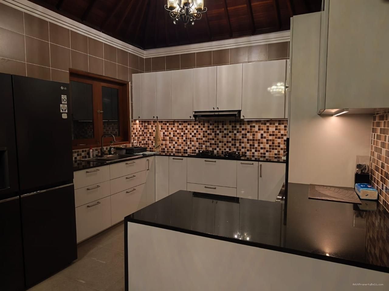 Villa modern pantai berawa canggu bali