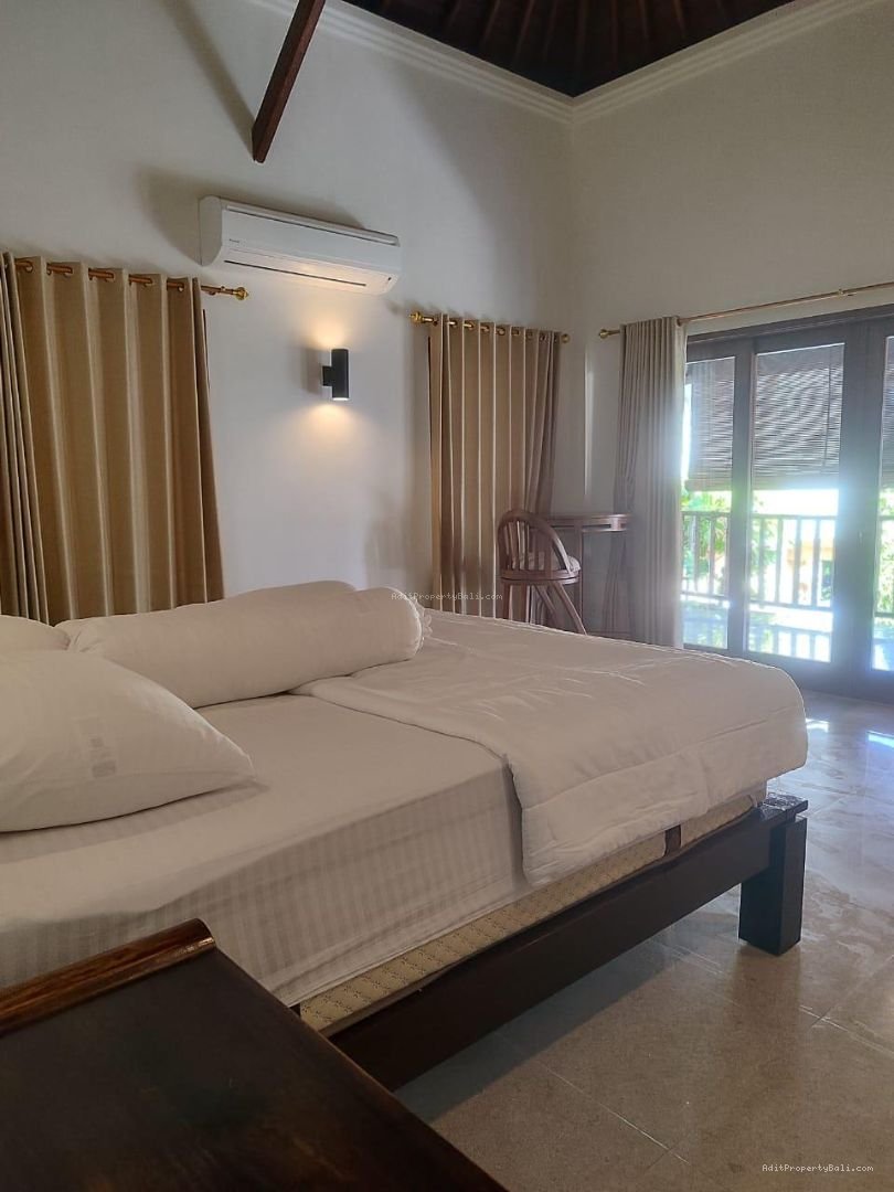 Villa modern pantai berawa canggu bali